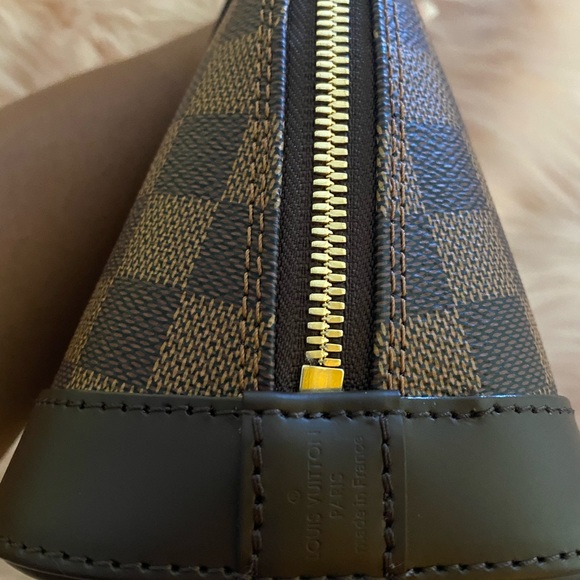 Louis Vuitton Alma BB - Picture 6 of 12